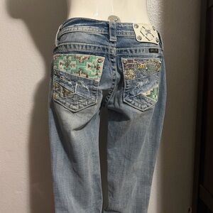 Miss Me Light Wash Straight Leg Jeans with Patterned Back Pockets
